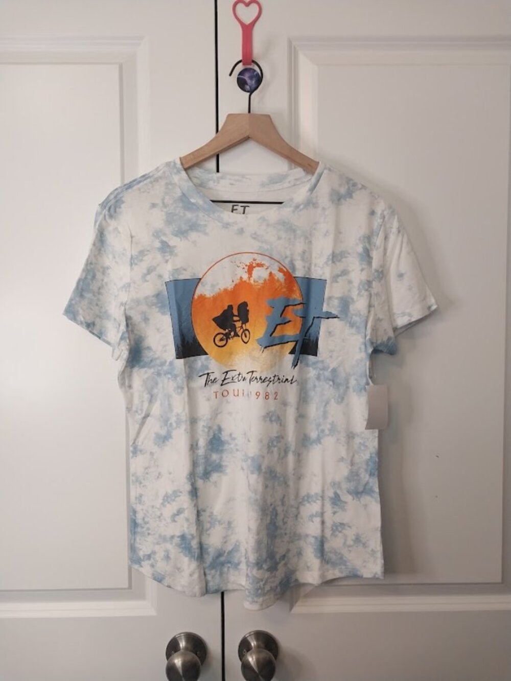 The E.T Tour Juniors' Graphic T-Shirt